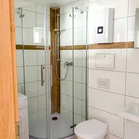 Modernes City-studio Mit Küche, Perfekt Für Kurztrips&geschäftsreisende Apartment *