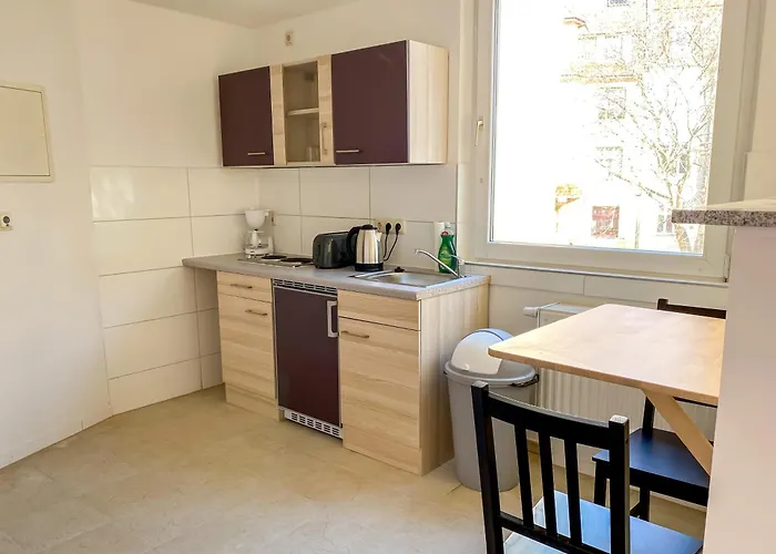 Modernes City-studio Mit Kueche, Perfekt Fuer Kurztrips & Geschaeftsreisende Maagdenburg