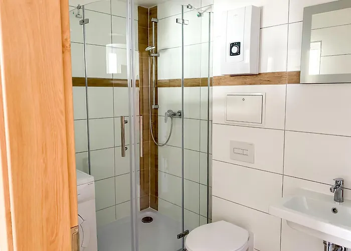 Modernes City-studio Mit Kueche, Perfekt Fuer Kurztrips & Geschaeftsreisende Appartement *